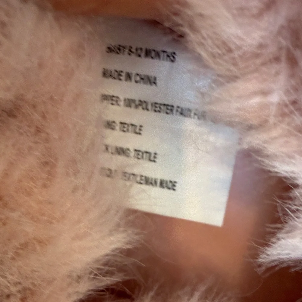 NWOT Fluffy Pink Slippers